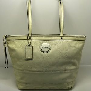 Coach authentic leather shoulder bag